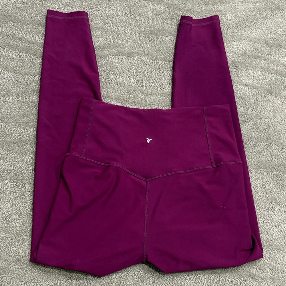 Gorgeous berry old navy high rise leggings - Picture 2 of 3
